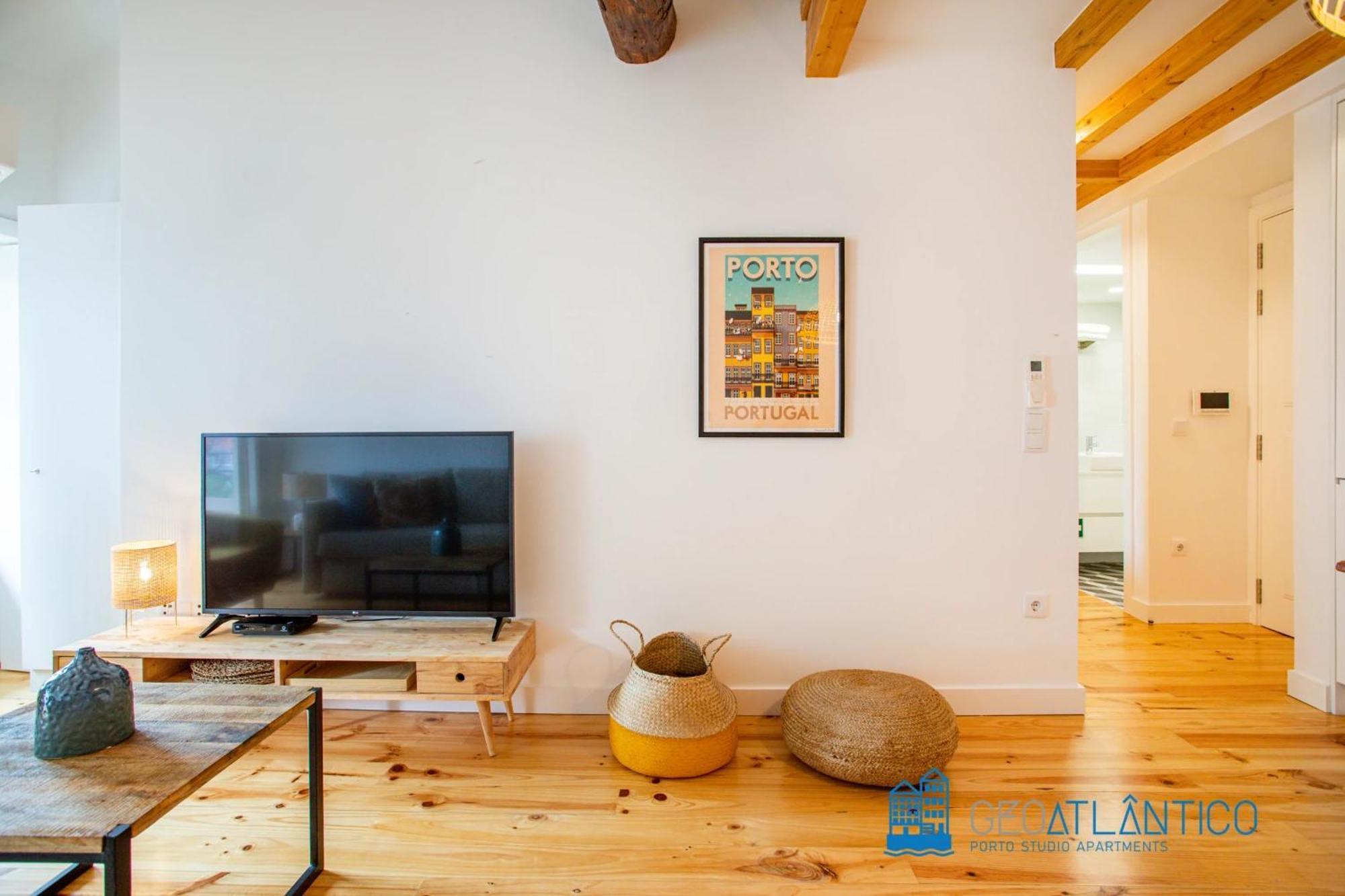Poveiros Oak Loft - Santo Ildefonso Apartment Porto Exterior photo