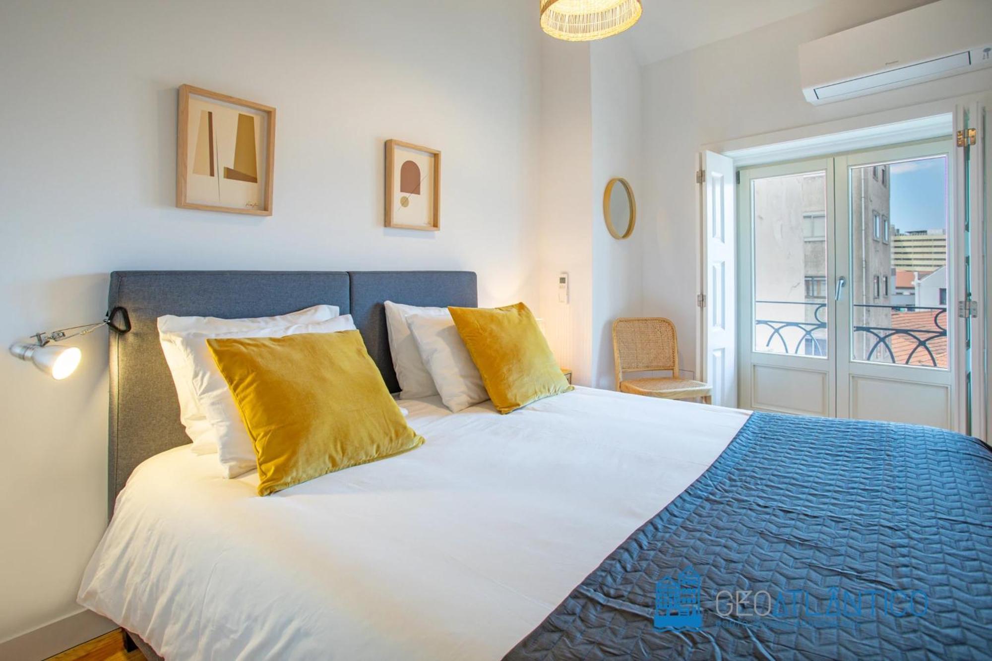 Poveiros Oak Loft - Santo Ildefonso Apartment Porto Exterior photo